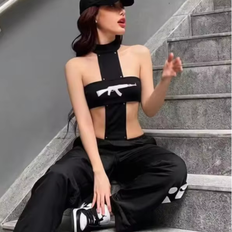 섹시한 Y2K 스트릿웨어 패셔너블 펑크 건 프린팅 홀터 - Girl Fashion Street 리뷰 및 가격