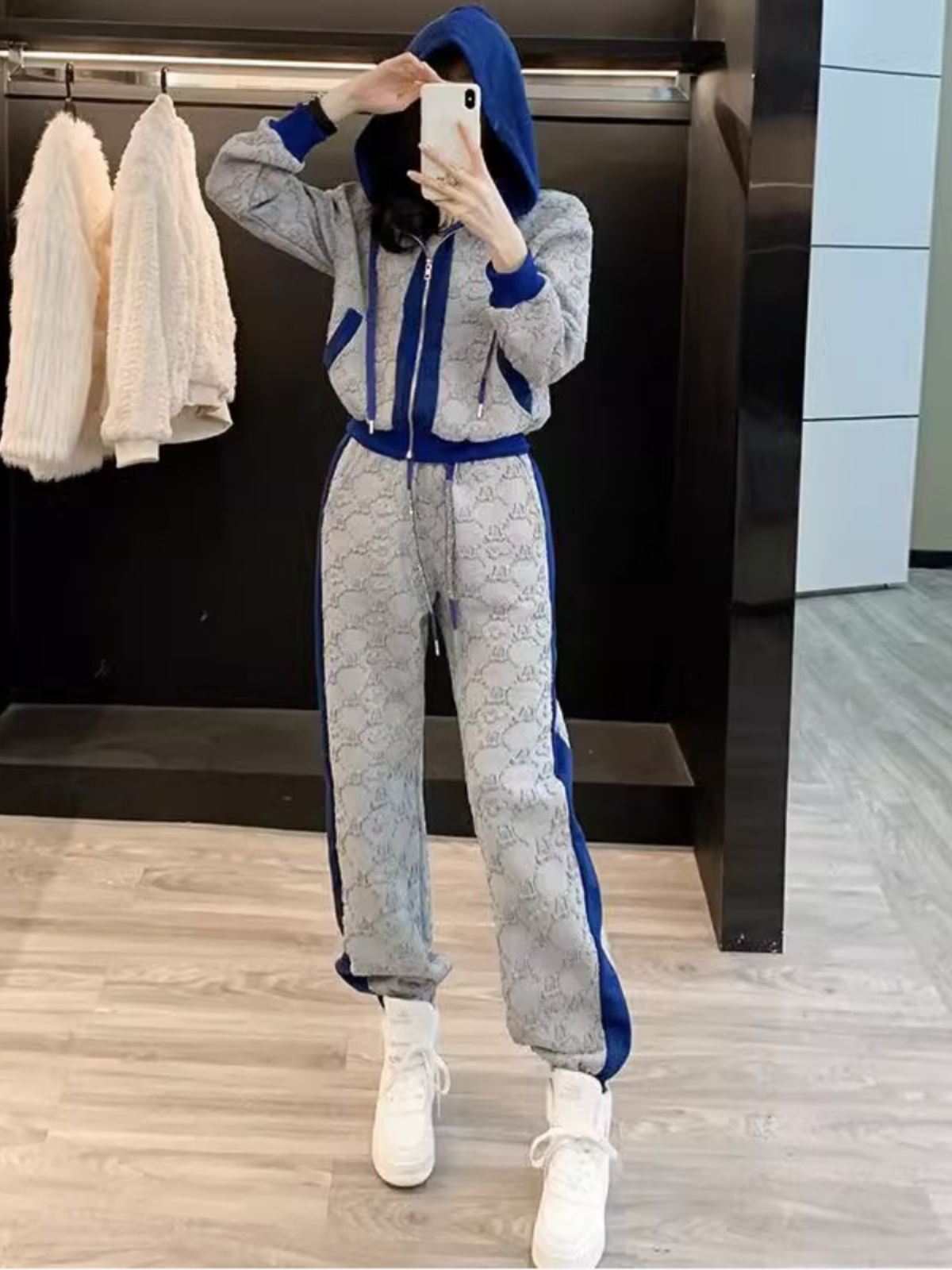 여성용 캐주얼 스포츠웨어 세트 2026년 봄 유행 유럽 - Street Fashion Hoodie 리뷰 및 가격