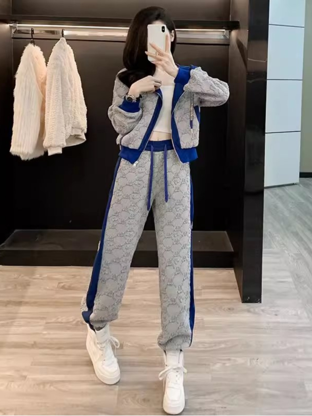 여성용 캐주얼 스포츠웨어 세트 2026년 봄 유행 유럽 - Street Fashion Hoodie 리뷰 및 가격